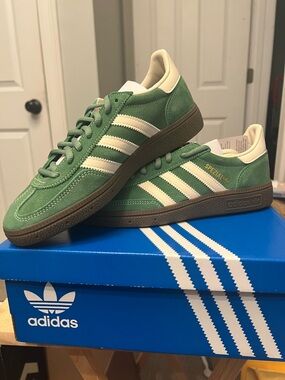 adidas Spezial Suede Sneakers in Green and Off-White